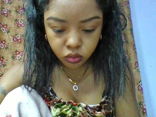 Elysa7 live cam on BongaCams