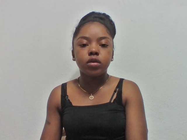 Elysa7 live cam on BongaCams