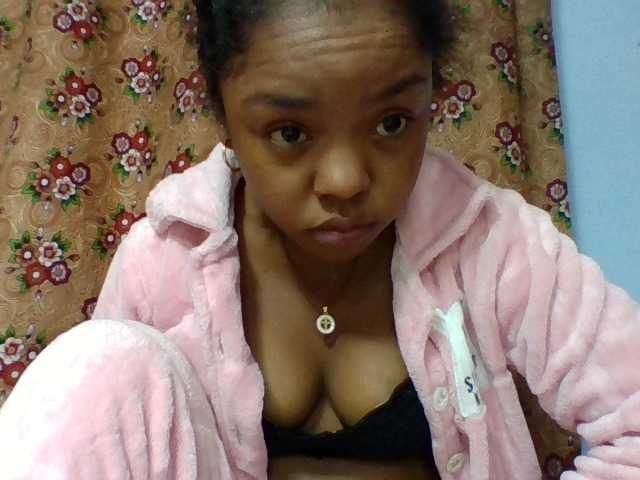 Elysa7 live cam on BongaCams