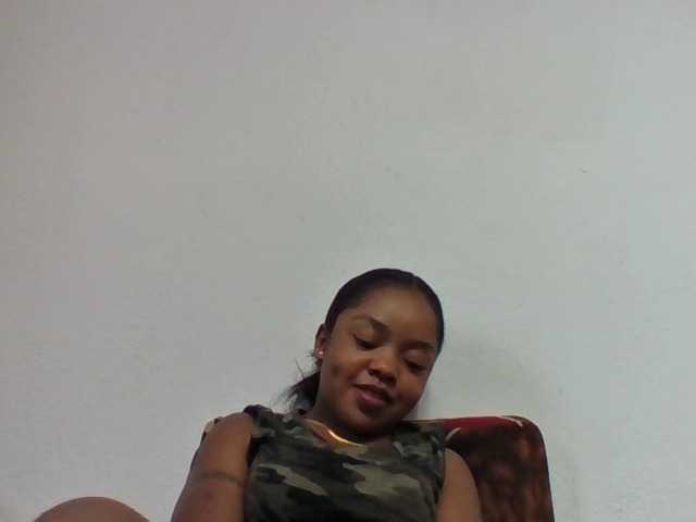 Elysa7 live cam on BongaCams