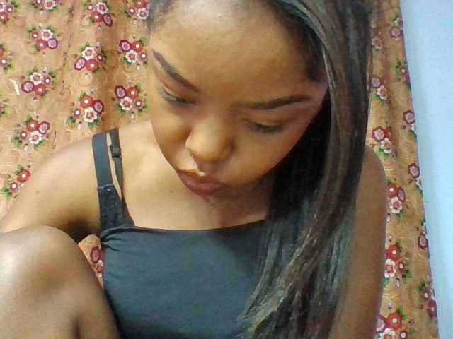 Elysa7 live cam on BongaCams
