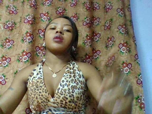 Elysa7 live cam on BongaCams