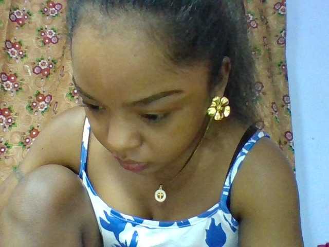 Elysa7 live cam on BongaCams