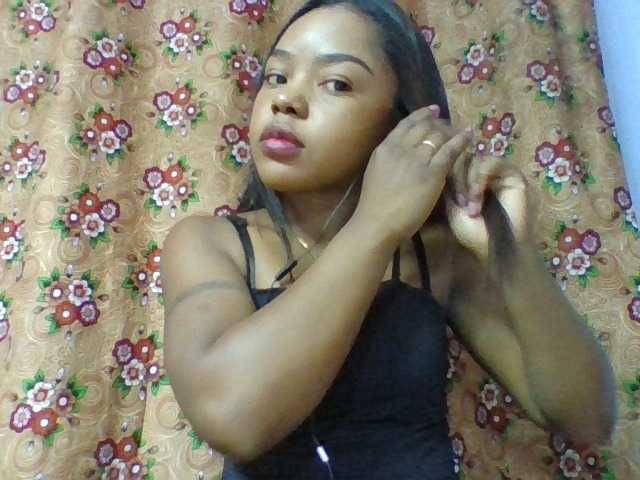 Elysa7 live cam on BongaCams