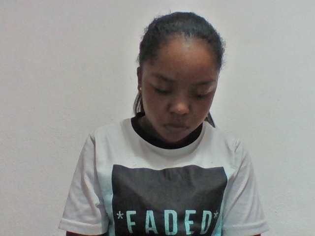 Elysa7 live cam on BongaCams