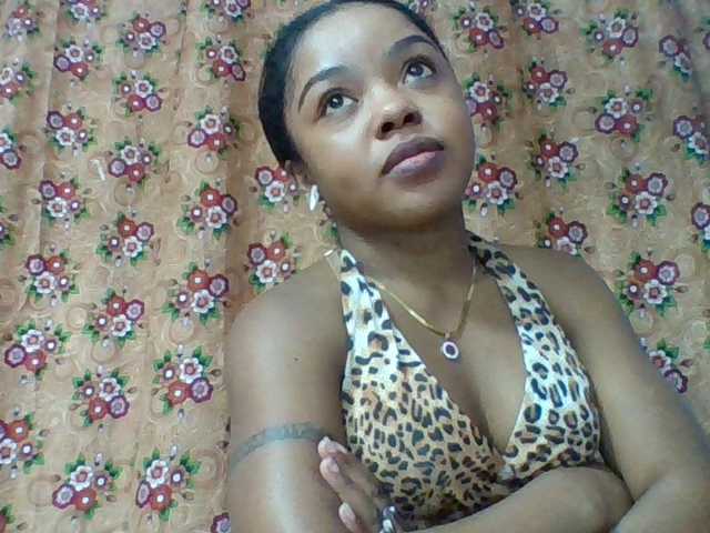 Elysa7 live cam on BongaCams
