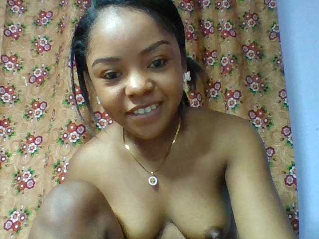 Elysa7 live cam on BongaCams