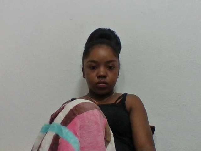 Elysa7 live cam on BongaCams
