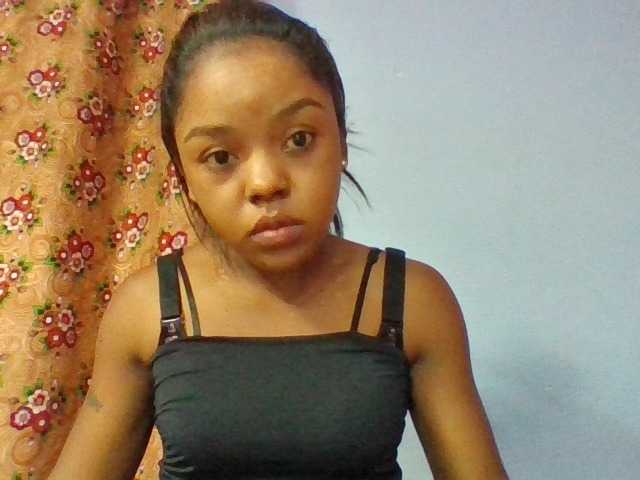 Elysa7 live cam on BongaCams