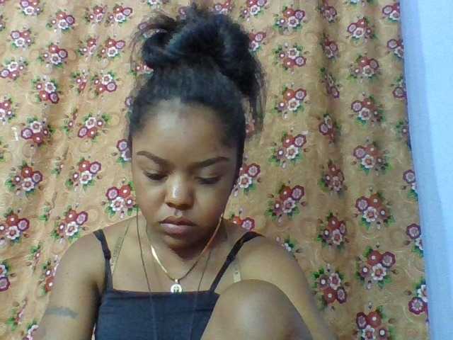 Elysa7 live cam on BongaCams