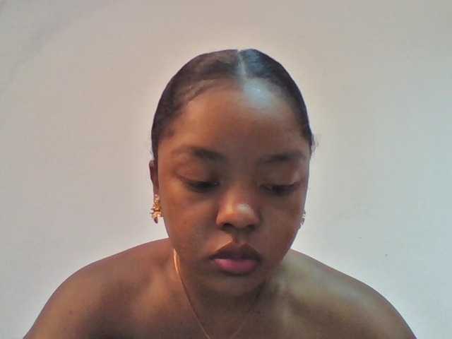 Elysa7 live cam on BongaCams