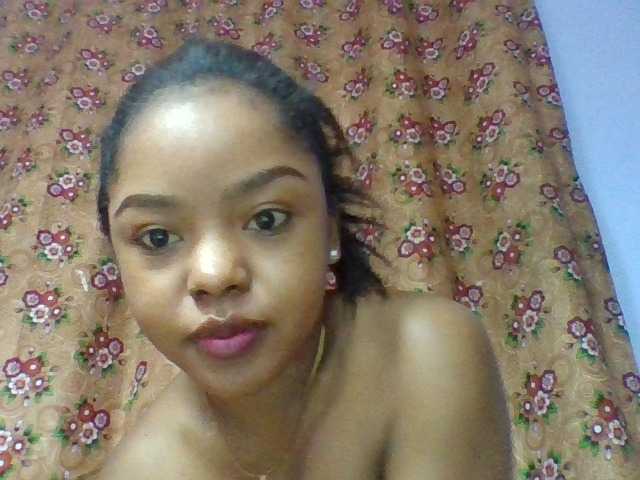 Elysa7 live webcam show