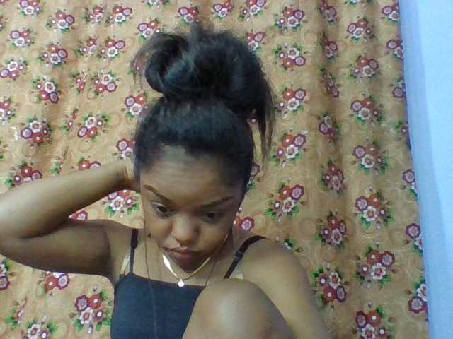 Elysa7 live cam on BongaCams