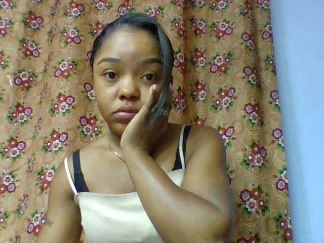 Elysa7 live cam on BongaCams