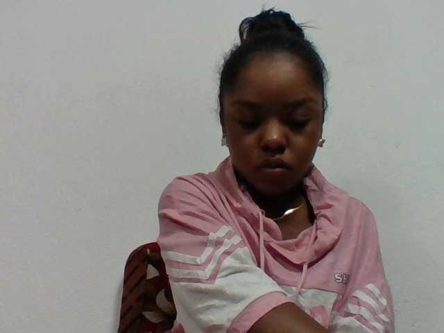 Elysa7 live cam on BongaCams
