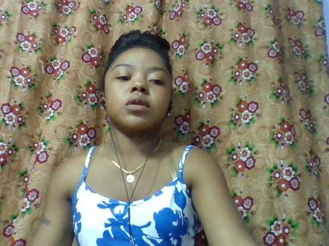 Elysa7 live cam on BongaCams