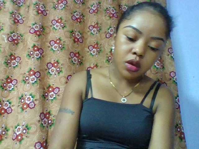 Elysa7 live cam on BongaCams