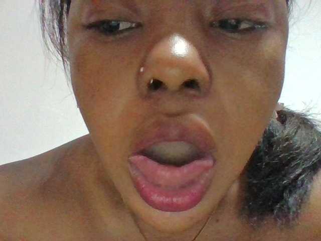 Elysa7 live cam on BongaCams