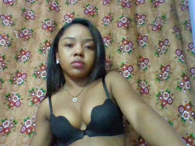Elysa7 live cam on BongaCams