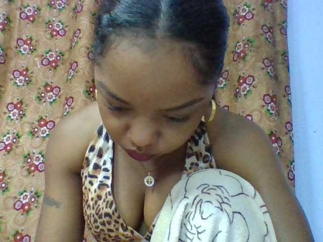 Elysa7 live cam on BongaCams