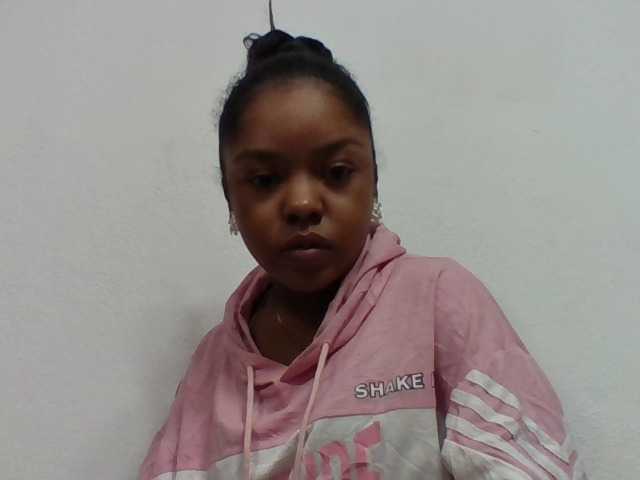 Elysa7 live cam