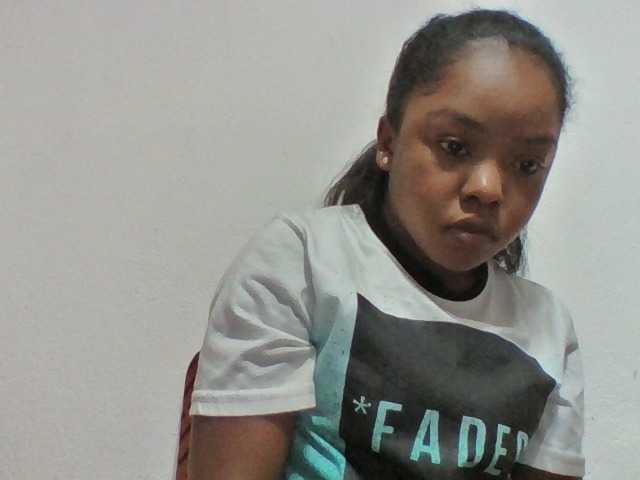 Elysa7 live cam on BongaCams