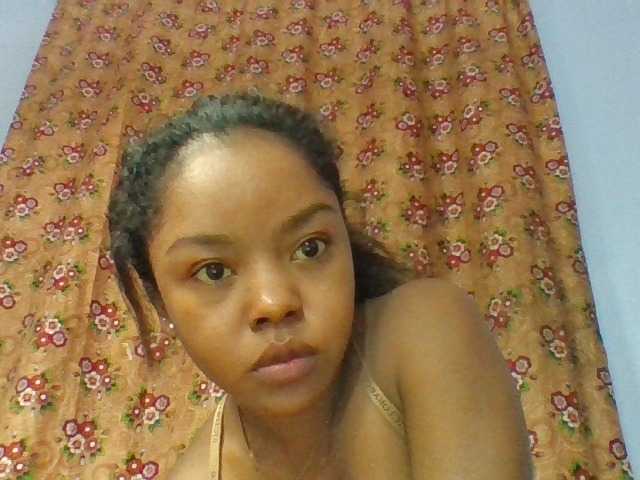 Elysa7 live cam on BongaCams