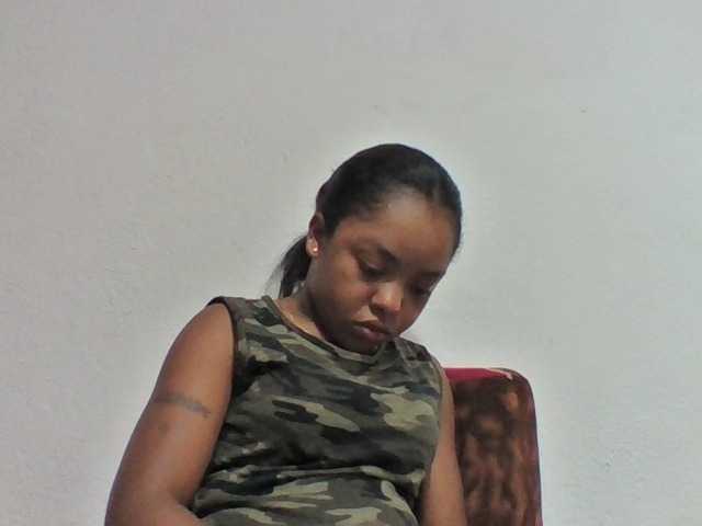 Elysa7 live cam on BongaCams