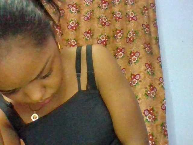 Elysa7 live cam on BongaCams