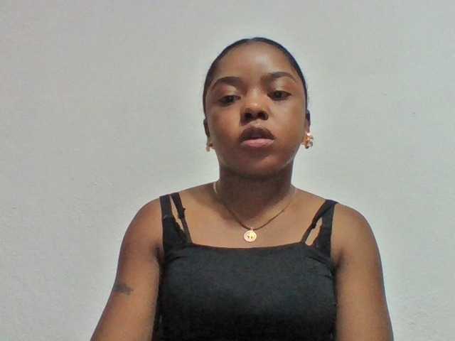 Elysa7 live cam on BongaCams