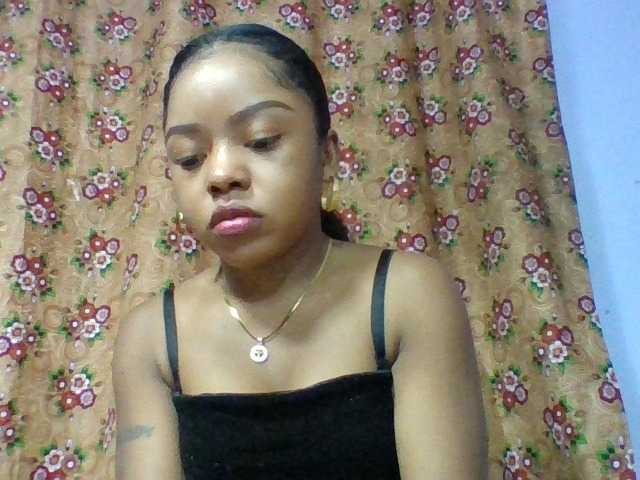 Elysa7 live cam on BongaCams