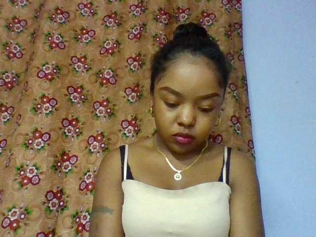 Elysa7 live cam on BongaCams