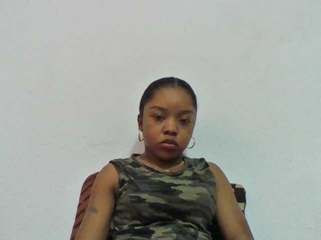 Elysa7 live cam on BongaCams