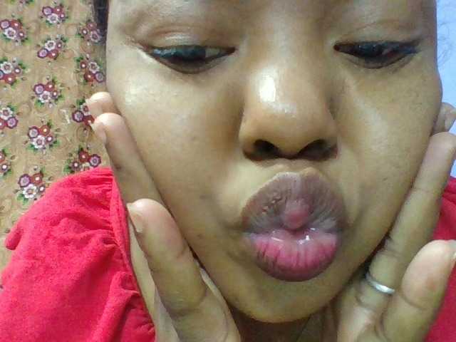 Elysa7 live cam on BongaCams