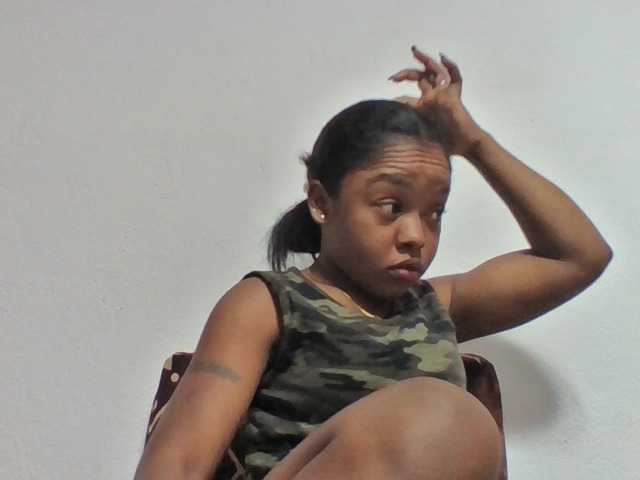 Elysa7 live cam on BongaCams