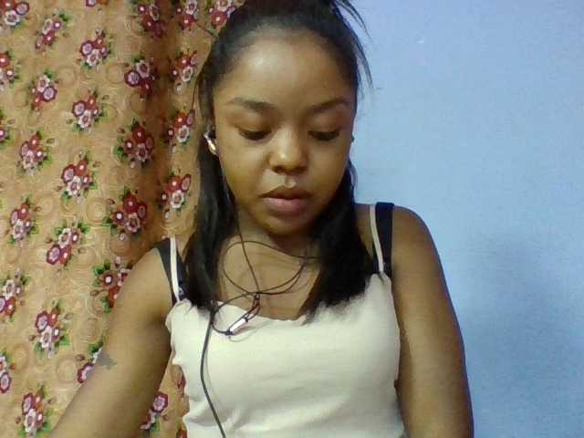 Elysa7 live cam on BongaCams