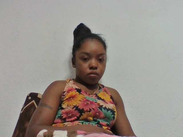 Elysa7 live cam on BongaCams