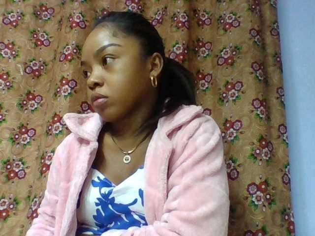 Elysa7 live cam on BongaCams