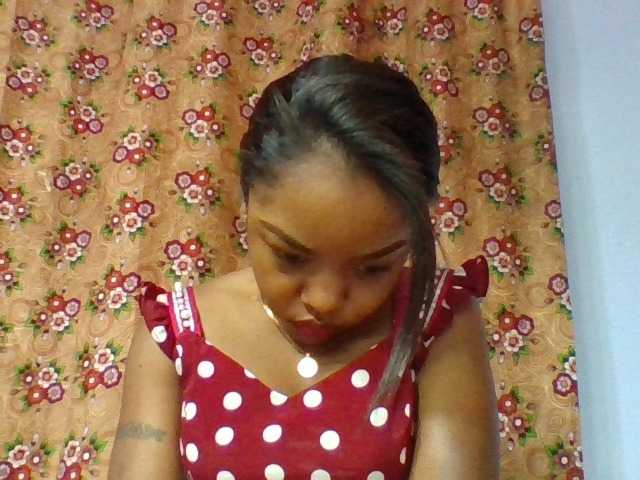 Elysa7 live cam on BongaCams