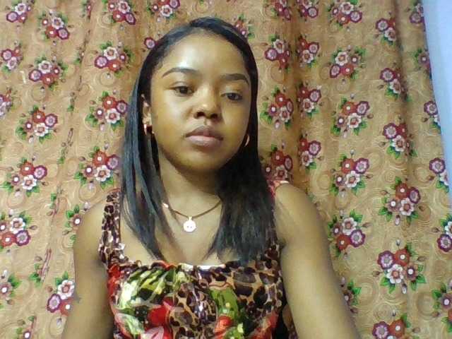 Elysa7 live cam on BongaCams