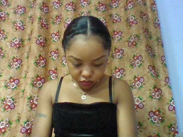 Elysa7 live cam on BongaCams