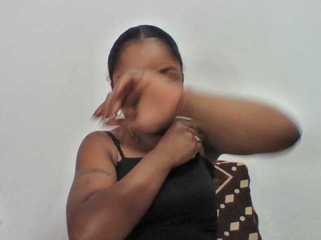 Elysa7 live cam on BongaCams