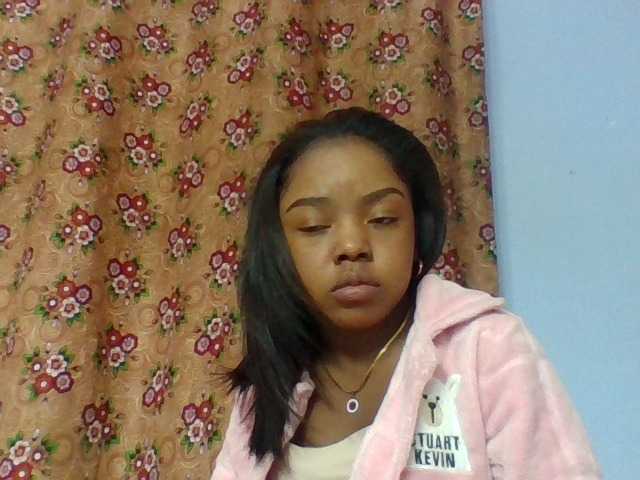 Elysa7 live cam on BongaCams
