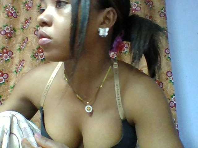 Elysa7 live cam on BongaCams