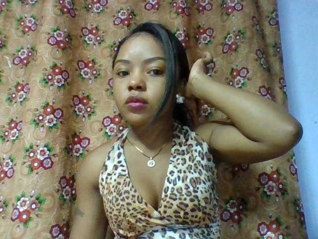 Elysa7 live cam on BongaCams