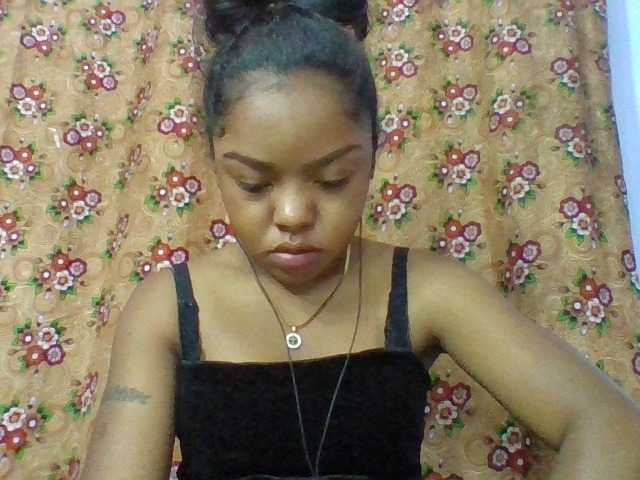 Elysa7 live cam on BongaCams