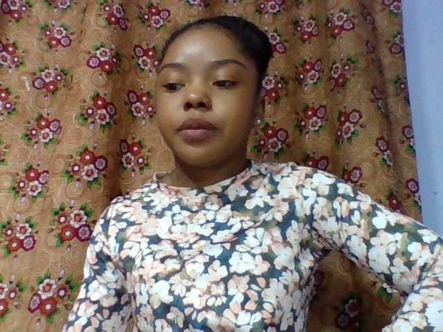 Elysa7 live cam on BongaCams