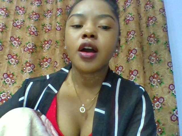 Elysa7 live cam on BongaCams