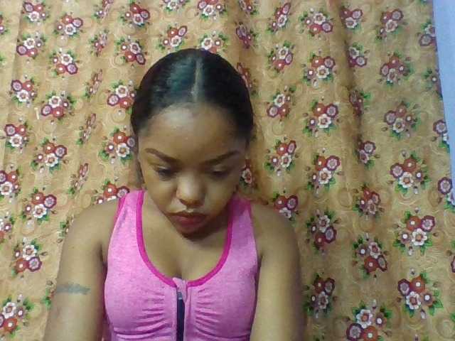 Elysa7 — live female cam