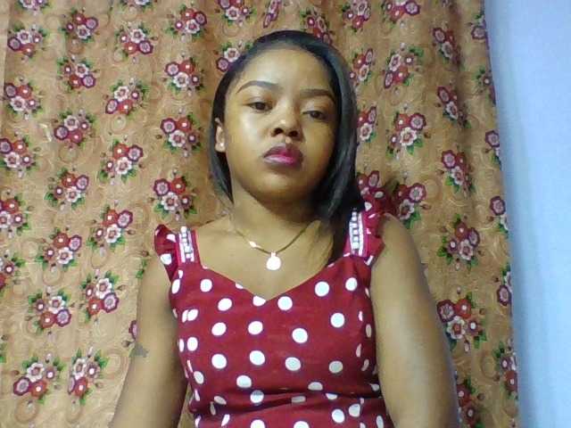 Elysa7 live cam on BongaCams